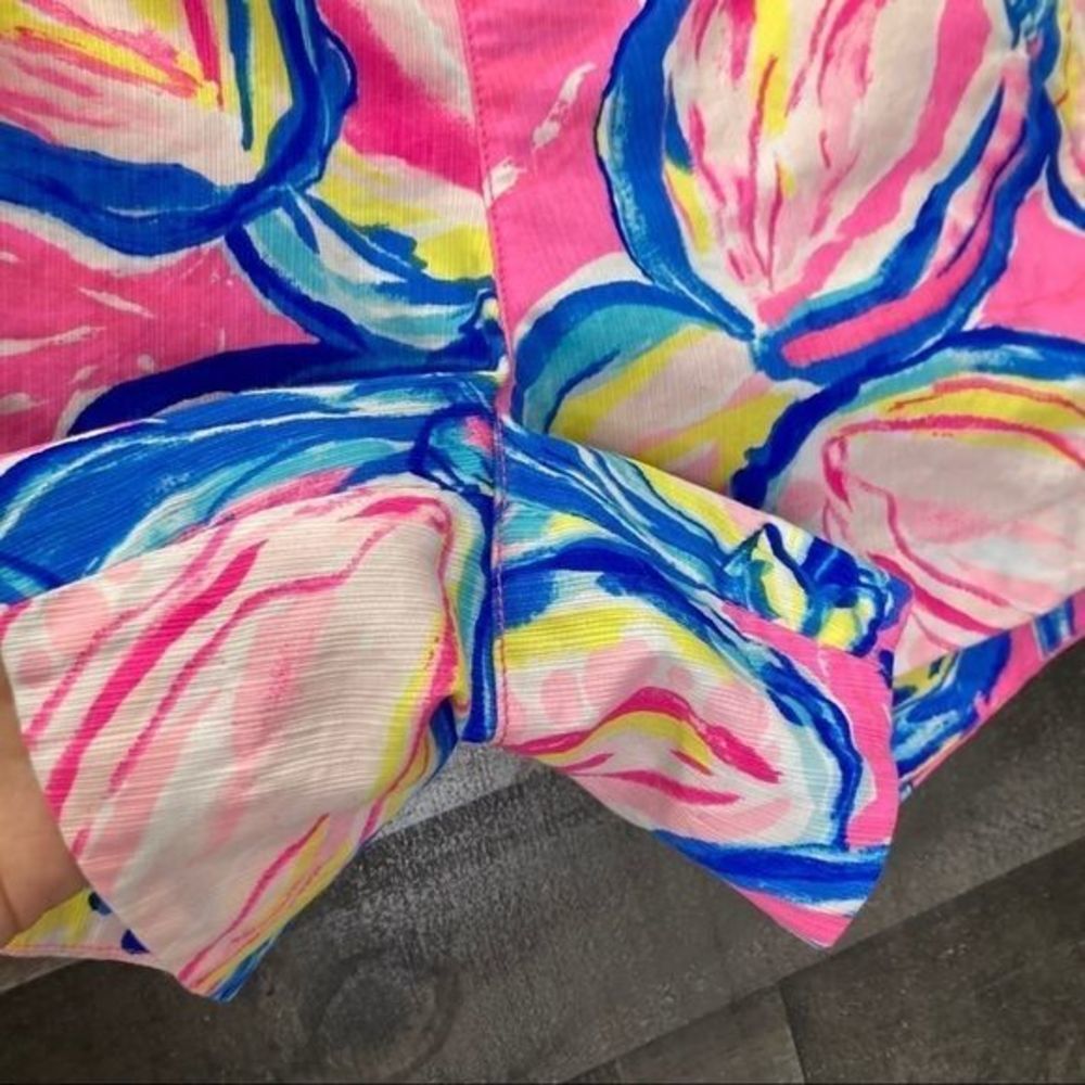Lilly Pulitzer Adie Pink Sunset 4” Shorts - Picture 8 of 12
